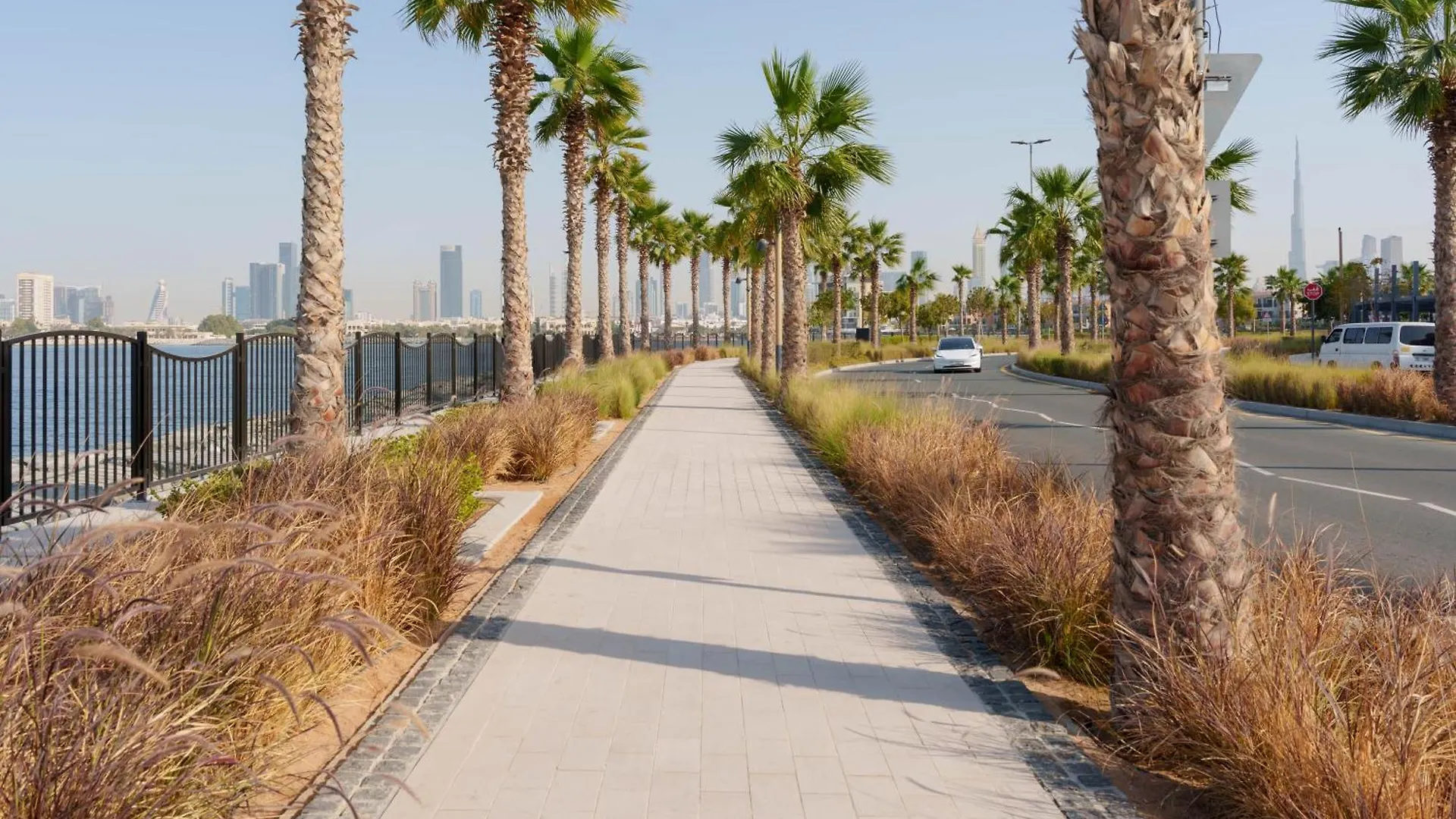 Apartment Beyond Stays - Port De La Mer, La Rive 2 Dubai